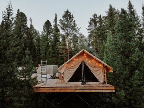 Top Glamping Booking Platforms in Europe: A 2023 Guide